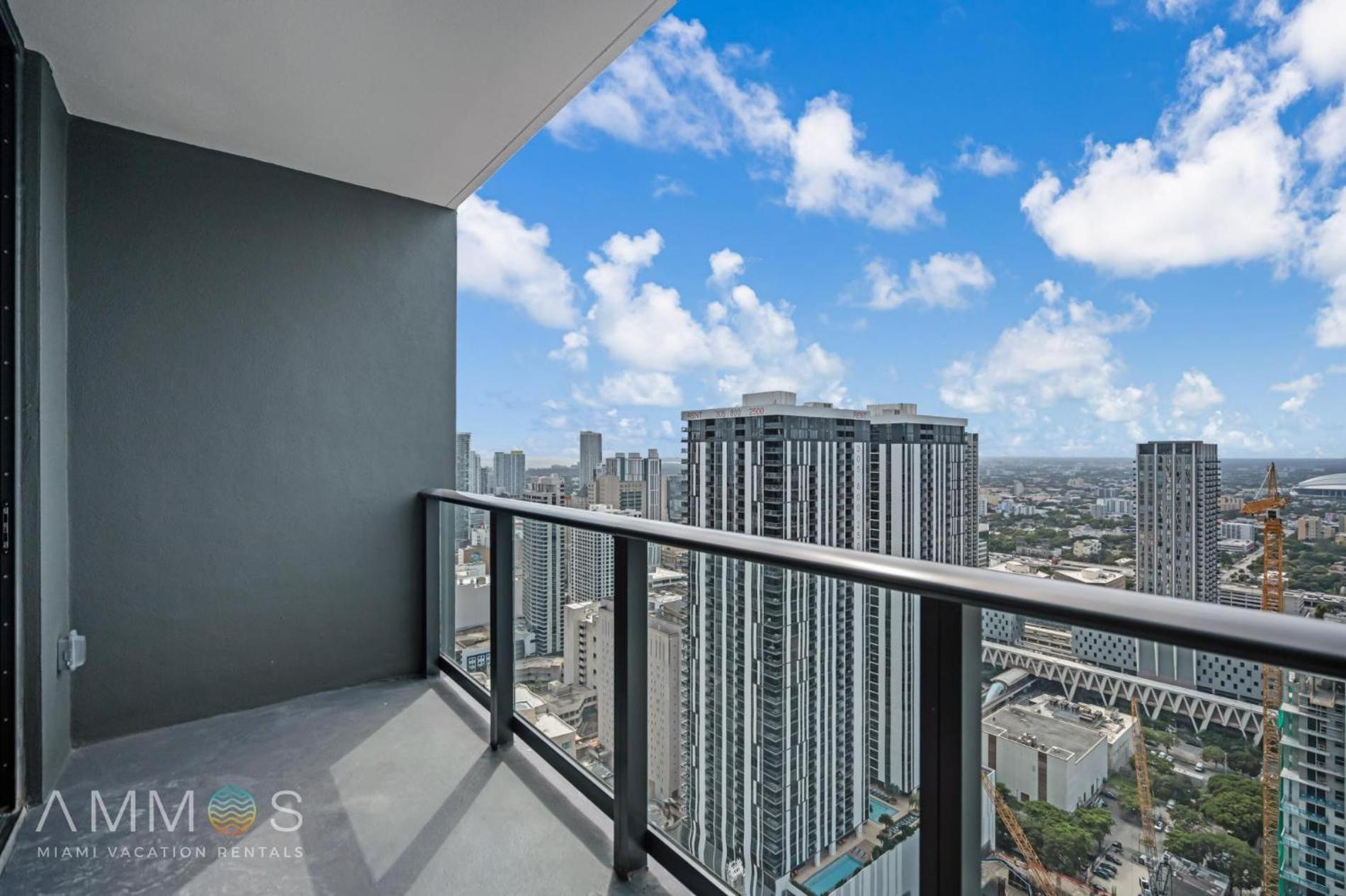 Stunning 1br With Breathtaking Views On The 50th Floor Miami